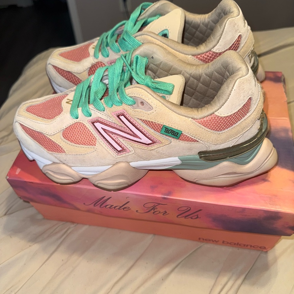 New Balance Beige and Pink Sneakers with Teal Laces